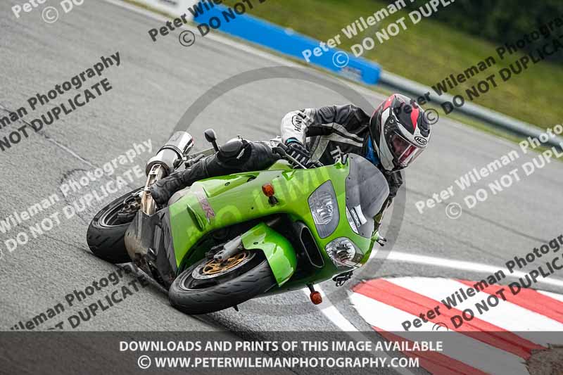 donington no limits trackday;donington park photographs;donington trackday photographs;no limits trackdays;peter wileman photography;trackday digital images;trackday photos